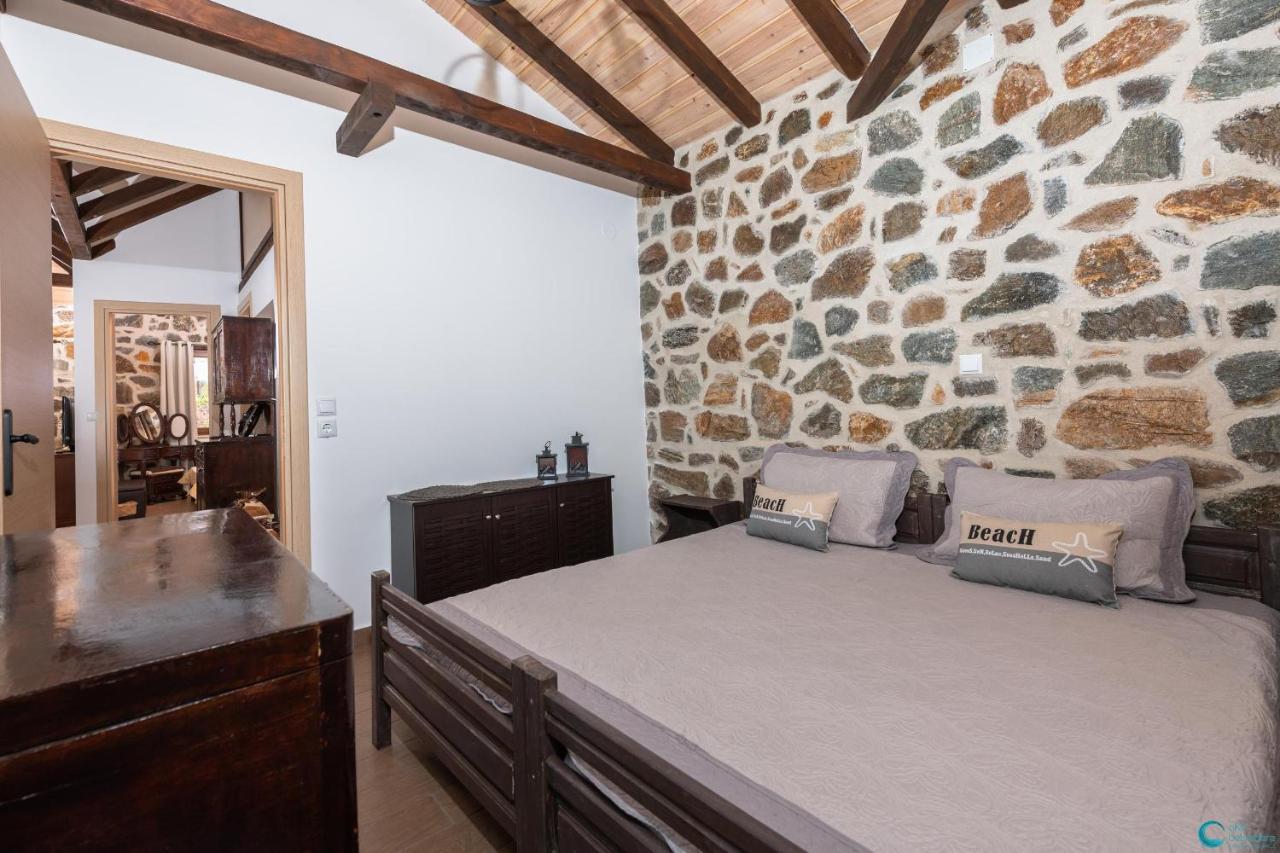 Willa Eleni'S Stone House Skala Potamia  Zewnętrze zdjęcie